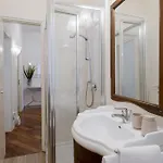 Guesthost - Palazzo Torino Chic & Charm Flat * San Remo