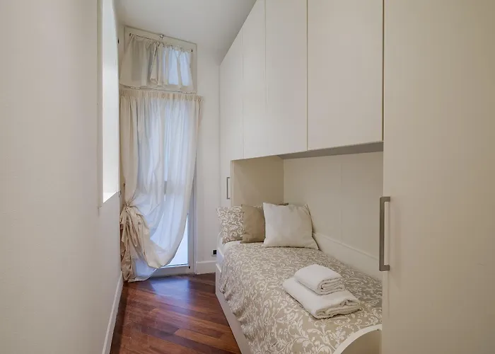 Daire Guesthost - Palazzo Torino Chic & Charm Flat Sanremo