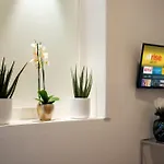 Guesthost - Palazzo Torino Chic & Charm Flat *