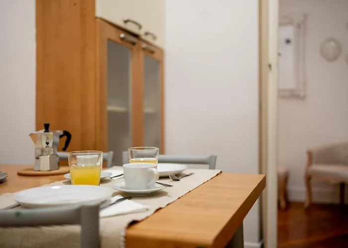 Guesthost - Palazzo Torino Chic & Charm Flat *